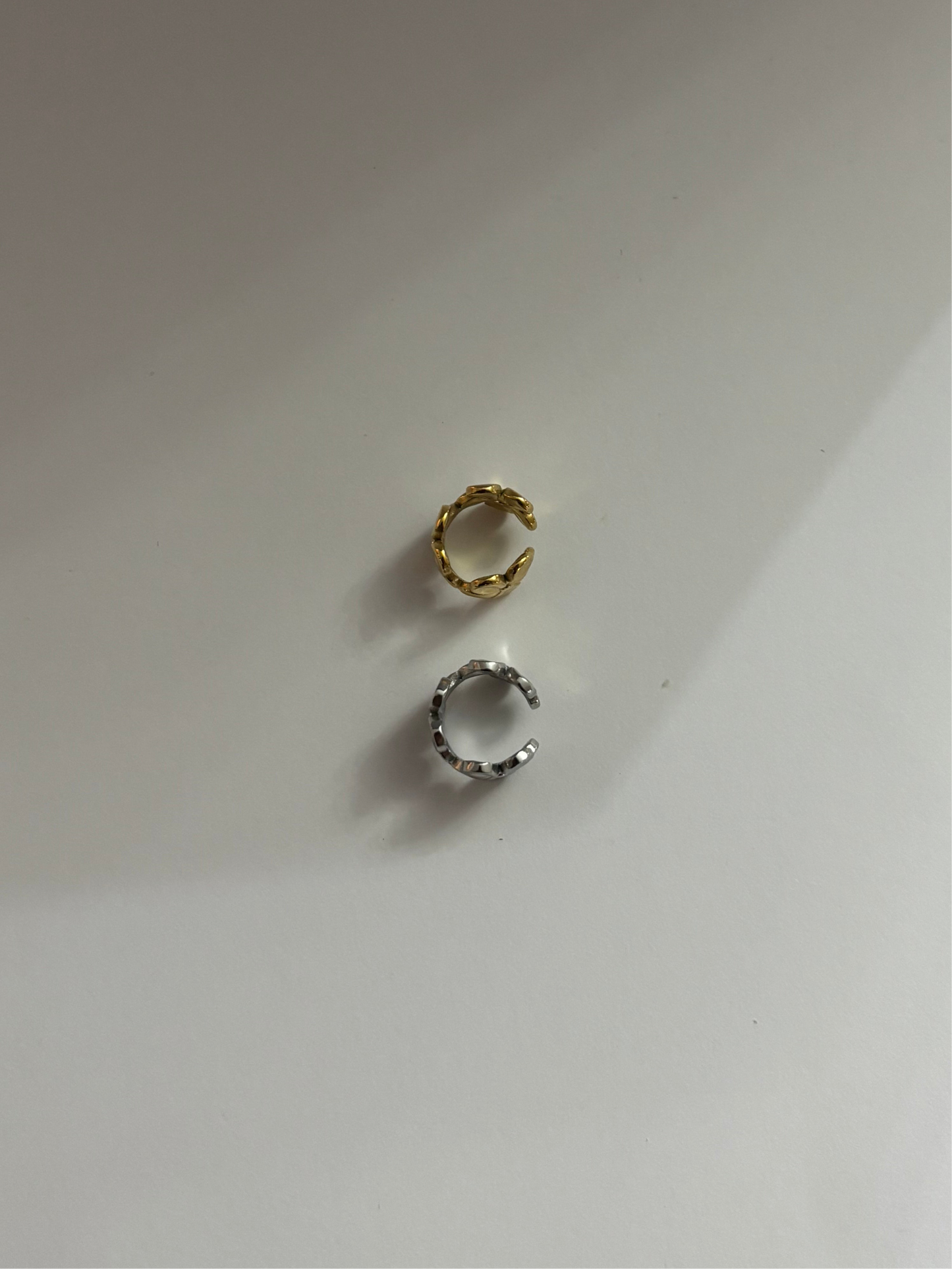 Earcuff Hibiscus