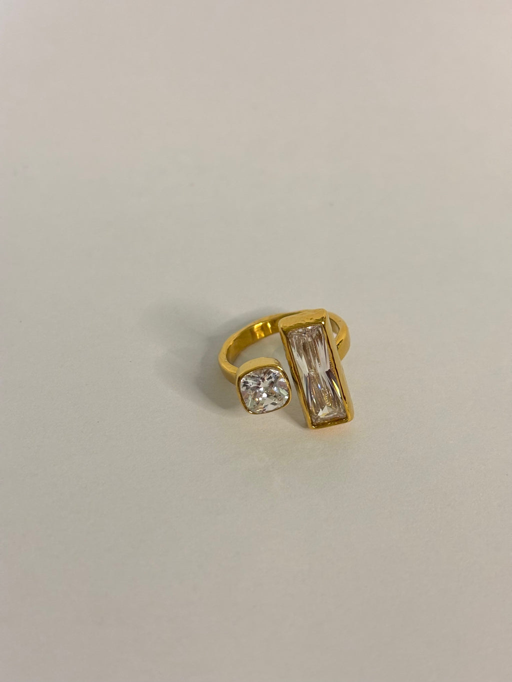 Anello Emily